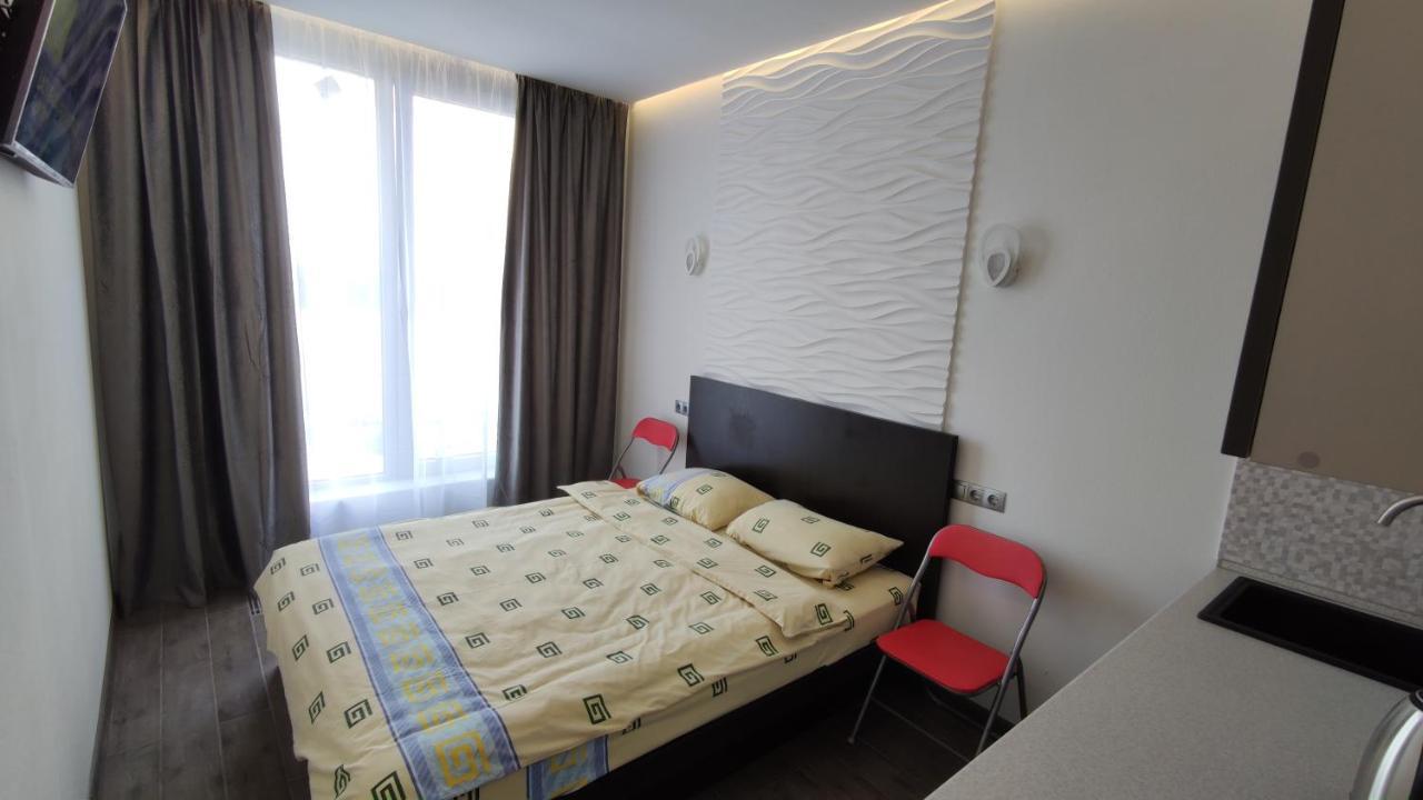 Rybalsky Studio Apartment Dnipro View Kiev Extérieur photo