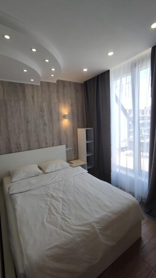 Rybalsky Studio Apartment Dnipro View Kiev Extérieur photo