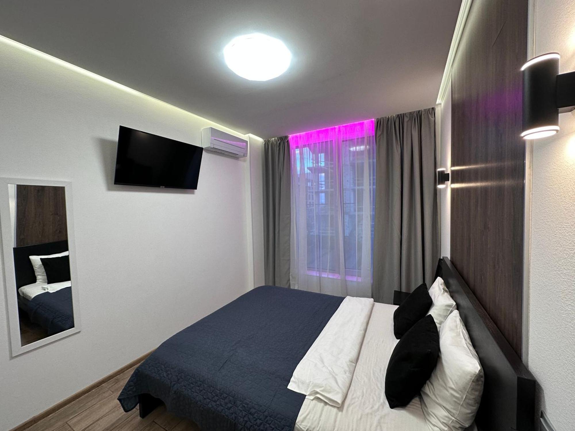 Rybalsky Studio Apartment Dnipro View Kiev Extérieur photo